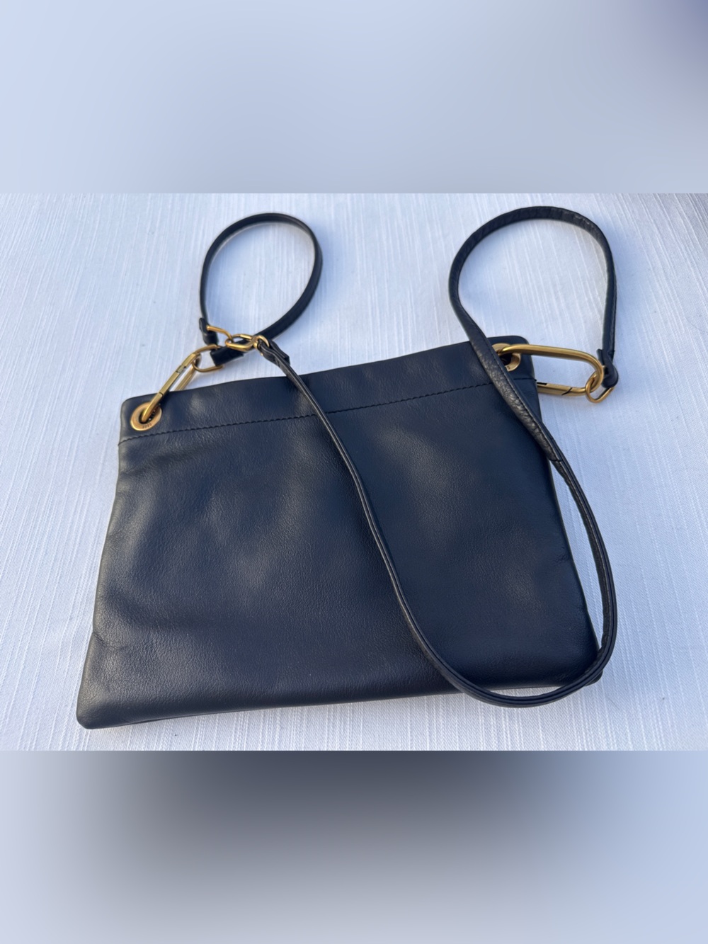 HOBO Every 3-in-1 Convertible Black Leather Crossbody Bag - Picture 4 of 14